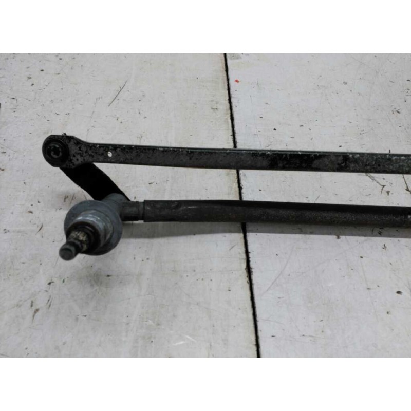Recambio de motor limpia delantero para iveco daily caja abierta / volquete referencia OEM IAM - Blanco 3