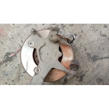 Recambio de buje delantero para nissan cabstar 01.04  3.0 diesel referencia OEM IAM   