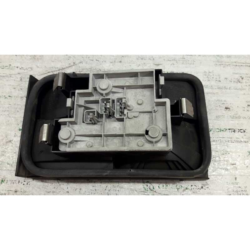 Recambio de piloto trasero derecho para citroën xantia berlina 1.8i 16v sx referencia OEM IAM 2