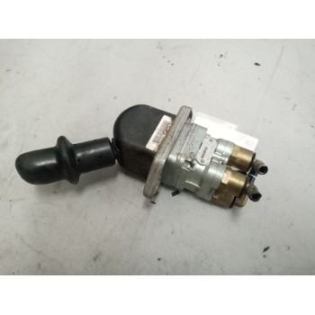 Recambio de palanca freno de mano para renault magnum ab diesel referencia OEM IAM 7420813845  