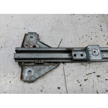Recambio de elevalunas delantero derecho para renault master desde ´98 referencia OEM IAM 7700352491  