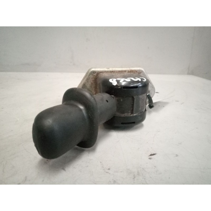 Recambio de palanca freno de mano para renault magnum ab diesel referencia OEM IAM 7420813845 - Blanco 2