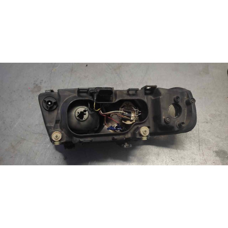 Recambio de faro izquierdo para audi a3 (8l) 1.6 referencia OEM IAM 2