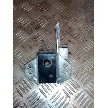 Recambio de cierre calandra para iveco stralis (as) fg /fp  4x2 gran espacio referencia OEM IAM 500398058  