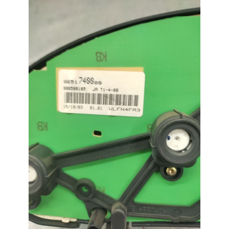 Recambio de cuadro instrumentos para peugeot 206 berlina xt referencia OEM IAM 9651740080 - Gris 2