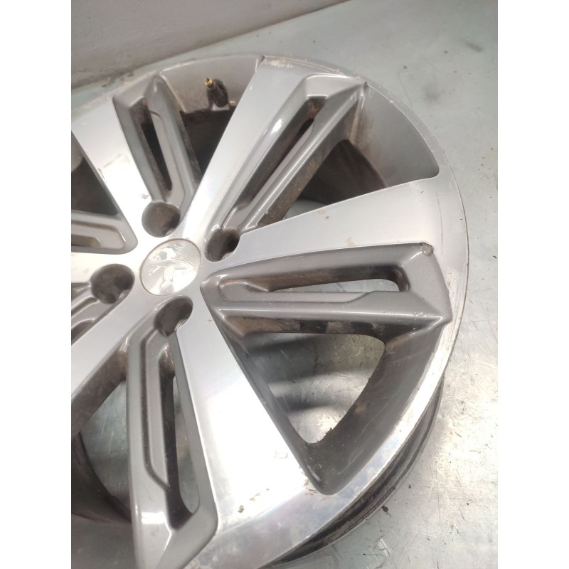 Recambio de llanta para peugeot 3008 i monospace (0u_) 1.6 hdi referencia OEM IAM 7.5J X 18 9802462477 4 TORNILLOS 4
