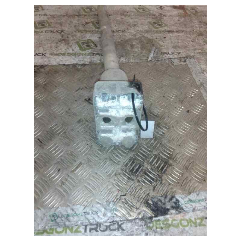 Recambio de soporte guardabarros trasero para volvo fh 480 12.8 diesel referencia OEM IAM 20466895 IZQUIERDO - Blanco 2