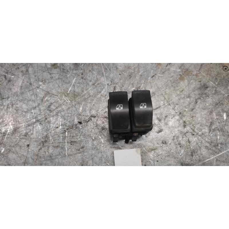 Recambio de mando elevalunas delantero izquierdo para renault scenic ii 1.5 dci diesel referencia OEM IAM   10 PINS