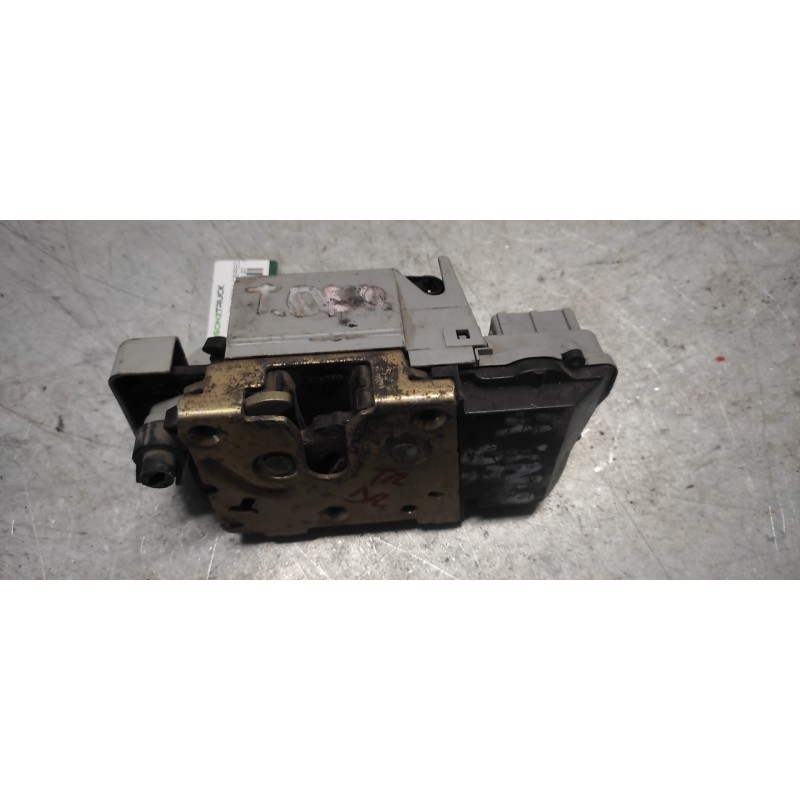 Recambio de cerradura puerta trasera derecha para citroën xsara berlina 1.4 referencia OEM IAM   4 PINS