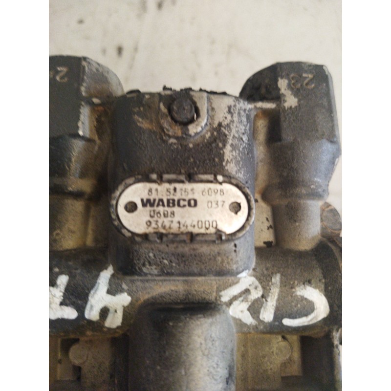 Recambio de valvula aire para man tg - l 12 referencia OEM IAM 81521516098 9347144000 - Amarillo 2