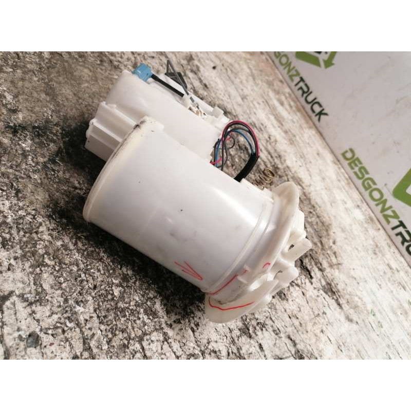 Recambio de aforador para toyota auris live referencia OEM IAM 7702002470 4 PINS - Blanco 2