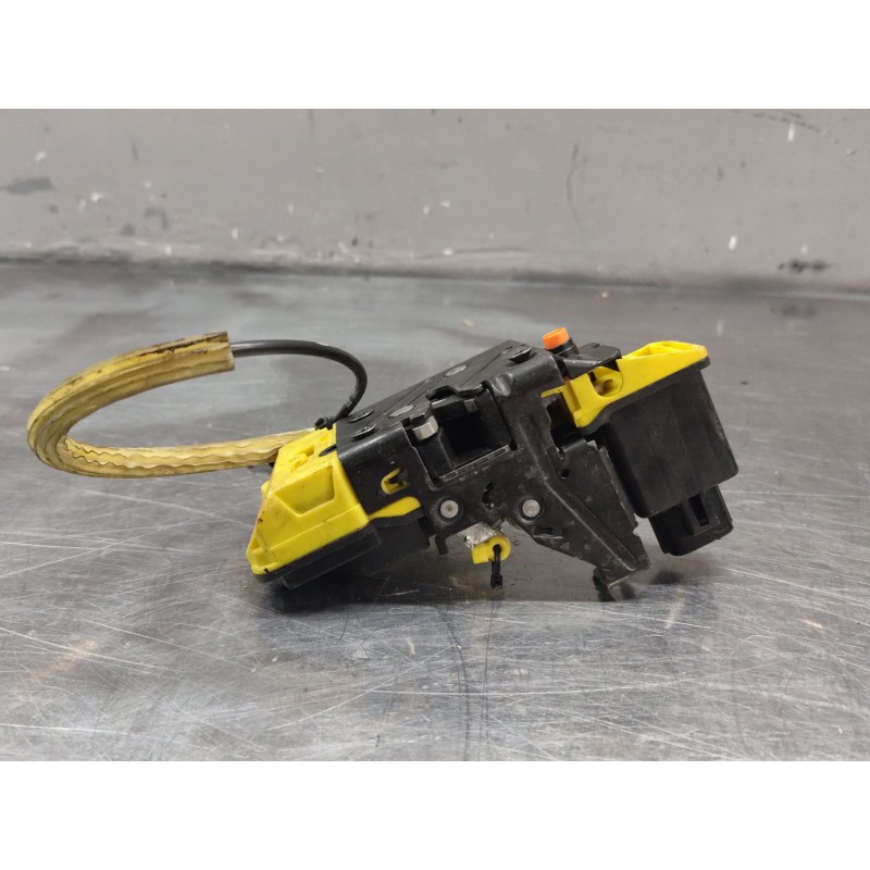 Recambio de cerradura puerta trasera derecha para opel astra g berlina club referencia OEM IAM 2