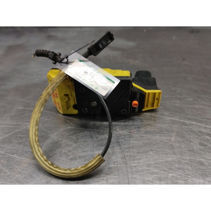 Recambio de cerradura puerta trasera derecha para opel astra g berlina club referencia OEM IAM 3