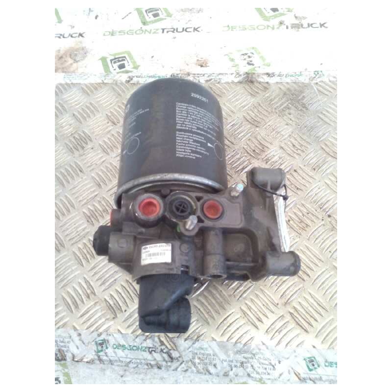 Recambio de valvula aire para iveco stralis (as) fsa t / fp lt 4x2 gran espacio referencia OEM IAM LA8606 K040604 VALVULA SECADO - Blanco