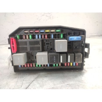 CAJA RELES / FUSIBLES 4X4314A073DB 