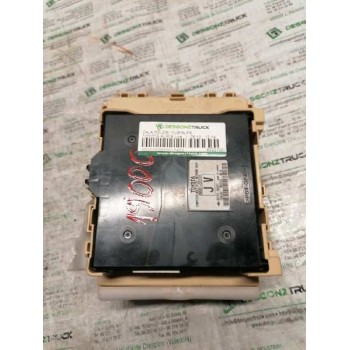 CAJA RELES / FUSIBLES 8922102331 50119221 63583367