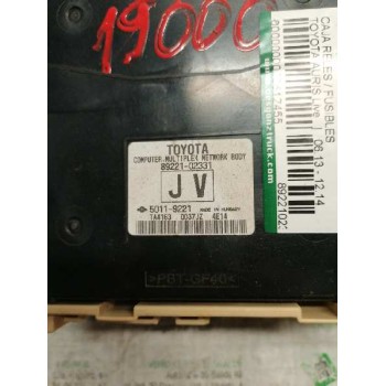 Recambio de caja reles / fusibles para toyota auris live referencia OEM IAM 8922102331 50119221 63583367