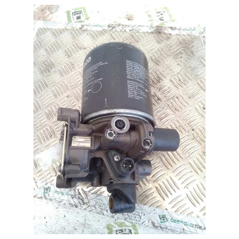 Recambio de valvula aire para iveco stralis (as) fsa t / fp lt 4x2 gran espacio referencia OEM IAM LA8606 K040604 VALVULA SECADO - Blanco 4