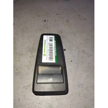 MANDO ELEVALUNAS DELANTERO DERECHO 81258067112 