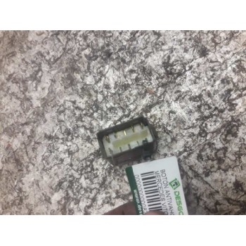Recambio de boton antivaho para mercedes-benz vito marco polo (638) 112 cdi referencia OEM IAM 0055450307 32081301 5 PINS