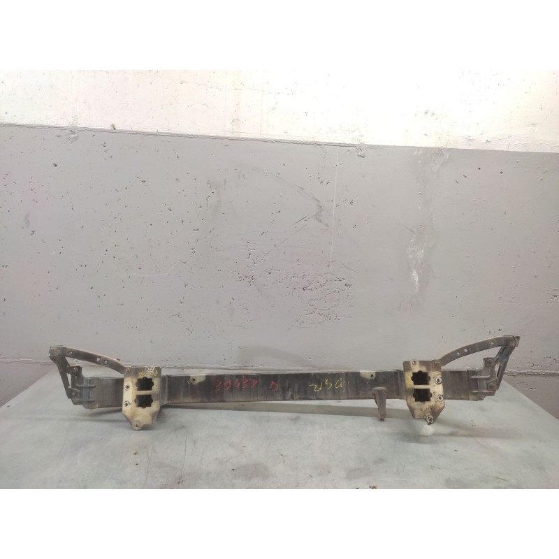 Recambio de refuerzo paragolpes delantero para mercedes-benz clase a (w168) 170 cdi (168.008) referencia OEM IAM 2