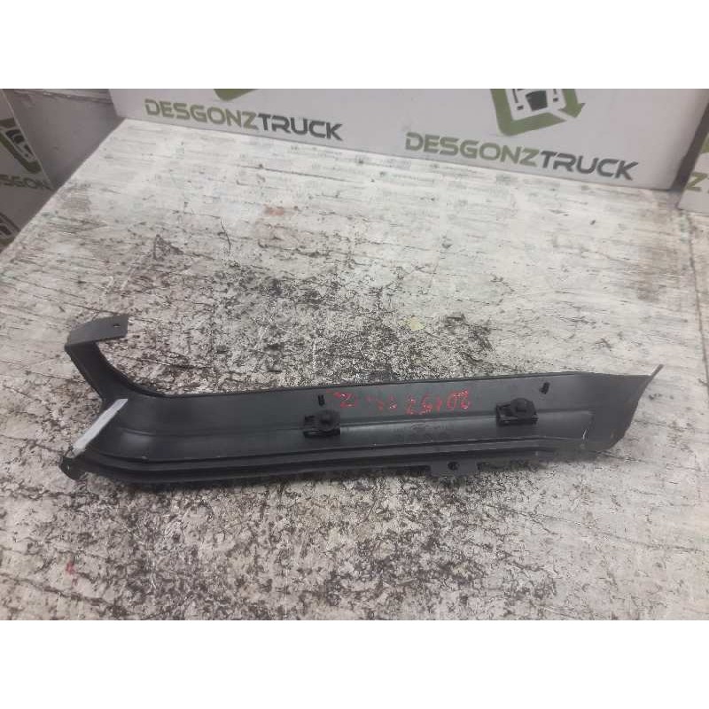 Recambio de moldura para ford transit mod. 2000 combi ft 260 2.0 corto referencia OEM IAM YC1529397ADW - Blanco 2