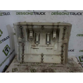 Recambio de guardabarros trasero derecho para volvo fh xxx 12.8 diesel referencia OEM IAM   