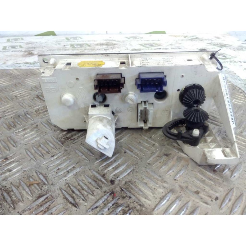 Recambio de mando calefaccion / aire acondicionado para renault magnum e-tech 2000  fas 4 x 2 larga distancia referencia OEM IAM - Blanco 3
