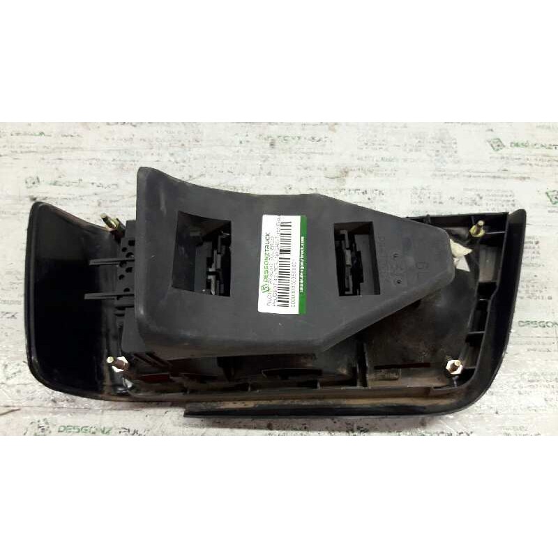 Recambio de piloto trasero izquierdo para peugeot 405 berlina grd-turbo exclusive referencia OEM IAM 2
