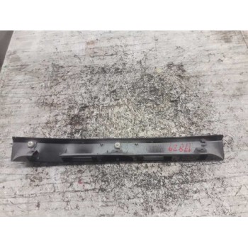 Recambio de asidero porton maletero para chevrolet kalos 1.2 s (d/a) referencia OEM IAM 96543070  