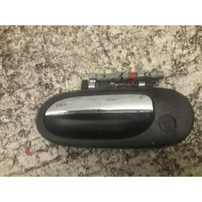 Recambio de maneta exterior delantera izquierda para nissan almera (n16/e) acenta referencia OEM IAM 0501973 SA830613 