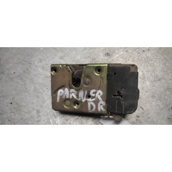 CERRADURA PUERTA DELANTERA DERECHA 
