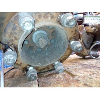 Recambio de buje delantero para ford transit mod.2000 caja abierta ft 350 2.4 largo referencia OEM IAM  IZQUIERDA 