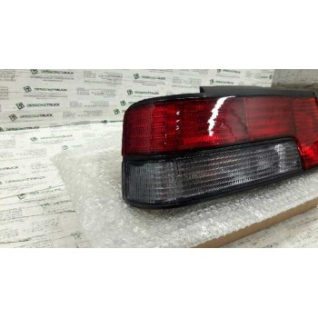 Recambio de piloto trasero izquierdo para peugeot 405 berlina gld exclusive referencia OEM IAM   