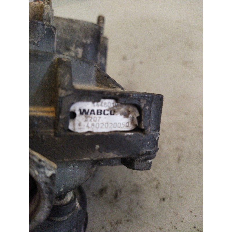Recambio de valvula aire para daf serie xf105.410 fsa 4x2 space-cab referencia OEM IAM 1448019 4802020050 - Amarillo 2