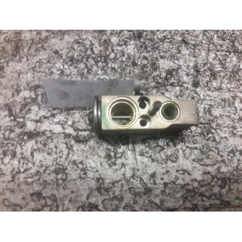 Recambio de valvula expansion para mercedes-benz vito marco polo (638) 112 cdi referencia OEM IAM 2028300184 521210909B 651451X
