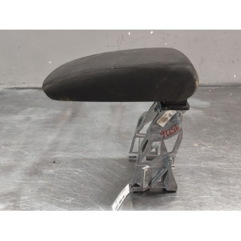 Recambio de apoyabrazos central para audi q3 (f3b) 35 tdi quattro referencia OEM IAM 83A864283  