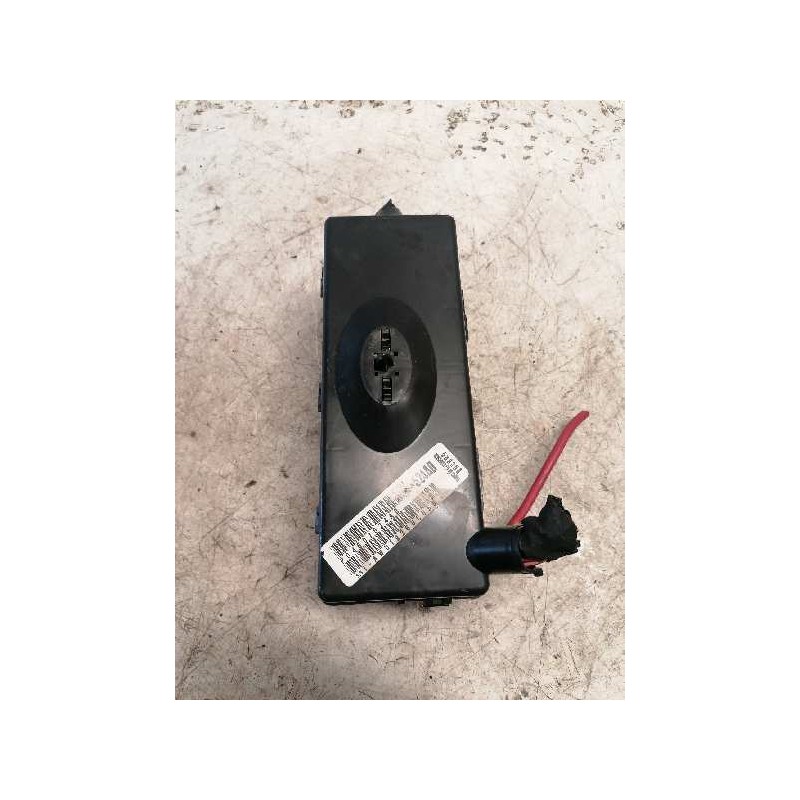 Recambio de caja reles / fusibles para chrysler 300 c 3.0 crd referencia OEM IAM 04759996AB - Gris 2