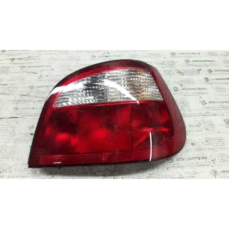 Recambio de piloto trasero derecho para renault megane i fase 2 gandtour (ka..) 1.6 16v expression referencia OEM IAM 7700428321