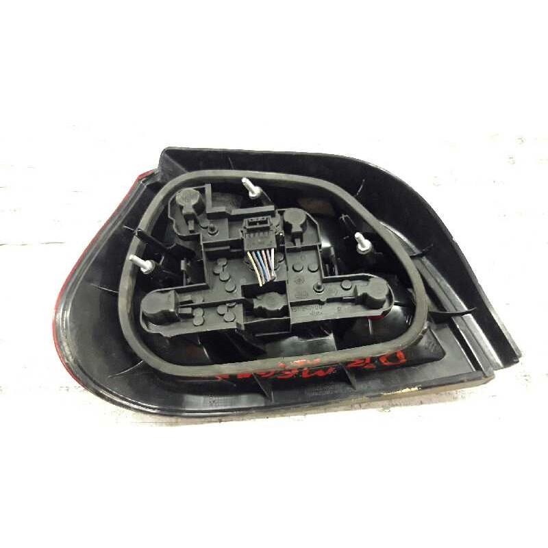 Recambio de piloto trasero derecho para renault megane i fase 2 gandtour (ka..) 1.6 16v expression referencia OEM IAM 7700428321 2