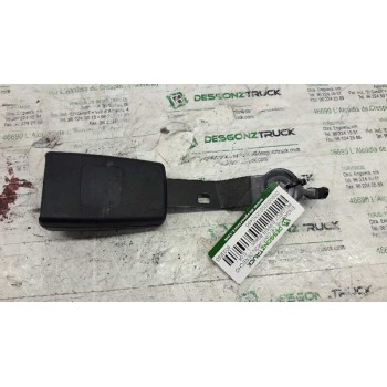 Recambio de enganche de cinturon delantero derecho para peugeot bipper básico referencia OEM IAM 6093893  