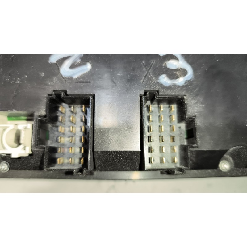 Recambio de cuadro instrumentos para mercedes-benz oc 500 rf1842 / titaniun referencia OEM IAM A0004468821 8
