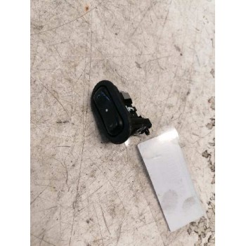 MANDO ELEVALUNAS DELANTERO DERECHO 13363100 4 PINS 