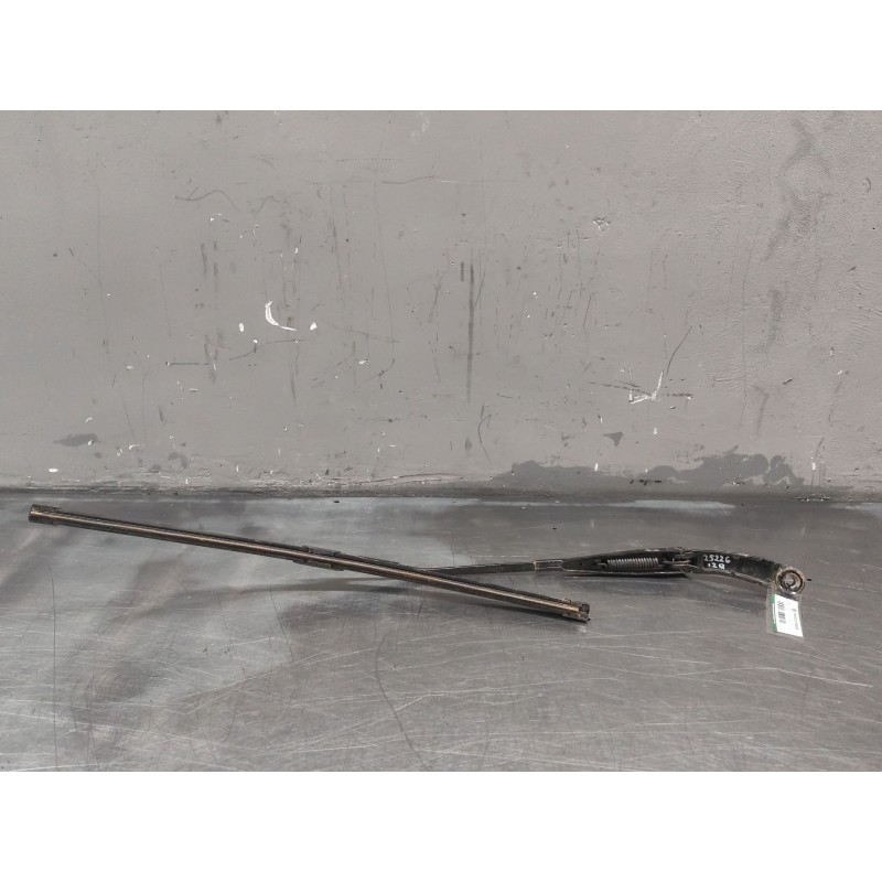 Recambio de brazo limpia delantero izquierdo para audi q3 (f3b) 35 tdi quattro referencia OEM IAM   