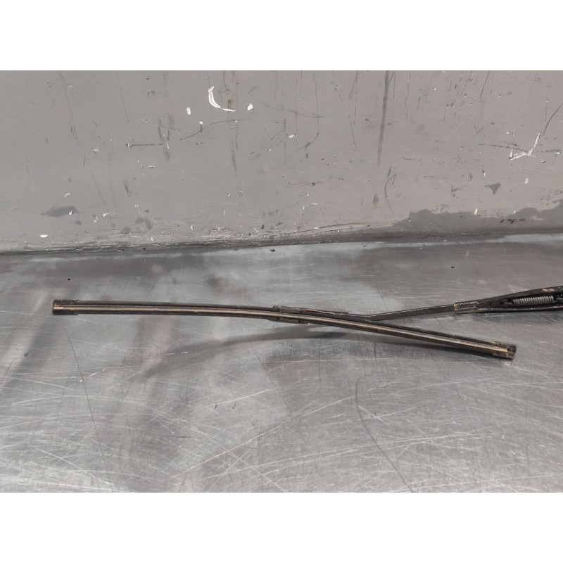 Recambio de brazo limpia delantero izquierdo para audi q3 (f3b) 35 tdi quattro referencia OEM IAM - Blanco 2