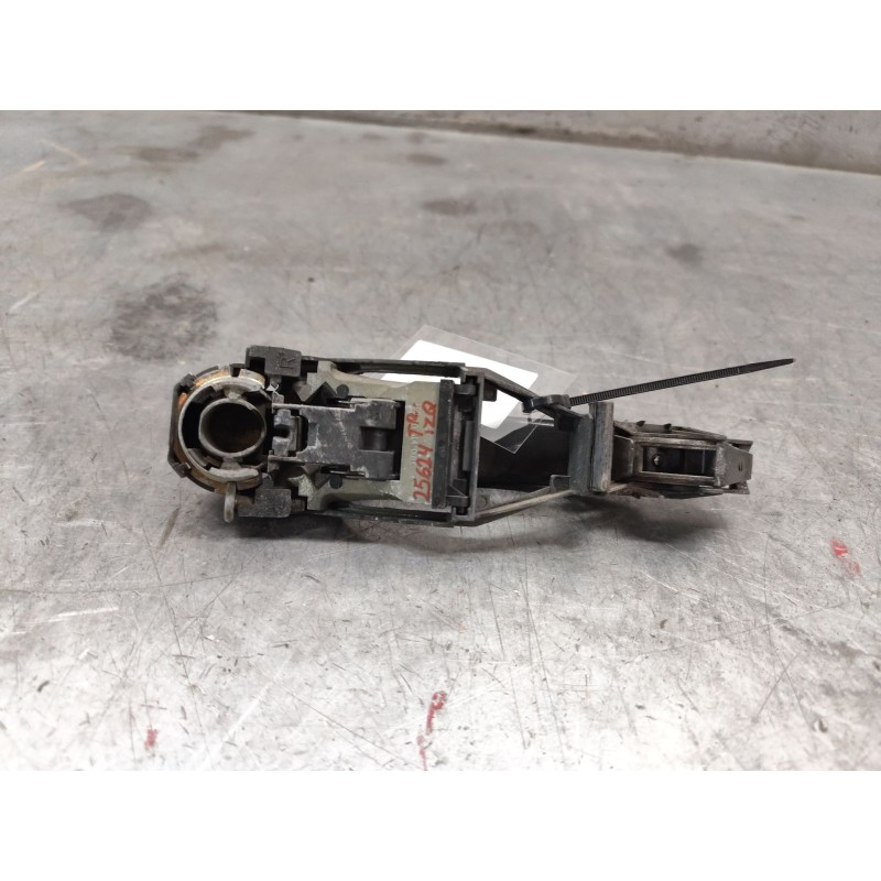 Recambio de maneta exterior trasera izquierda para volkswagen passat berlina (3b2) comfortline referencia OEM IAM 3B0837885 2