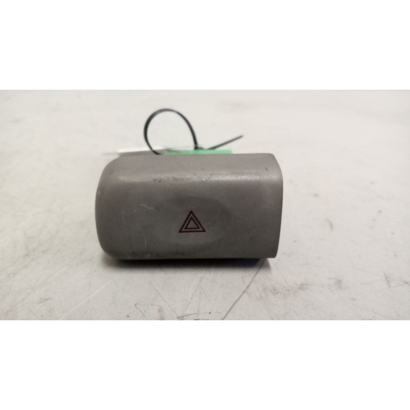 Recambio de warning para nissan cabstar 01.04  3.0 diesel referencia OEM IAM   
