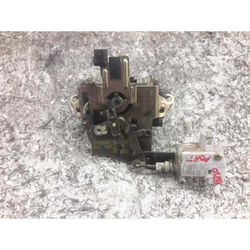 Recambio de maneta exterior porton para skoda octavia berlina (1u2) 1.9 tdi glx referencia OEM IAM 1U6827565B 3/2 PINS 3