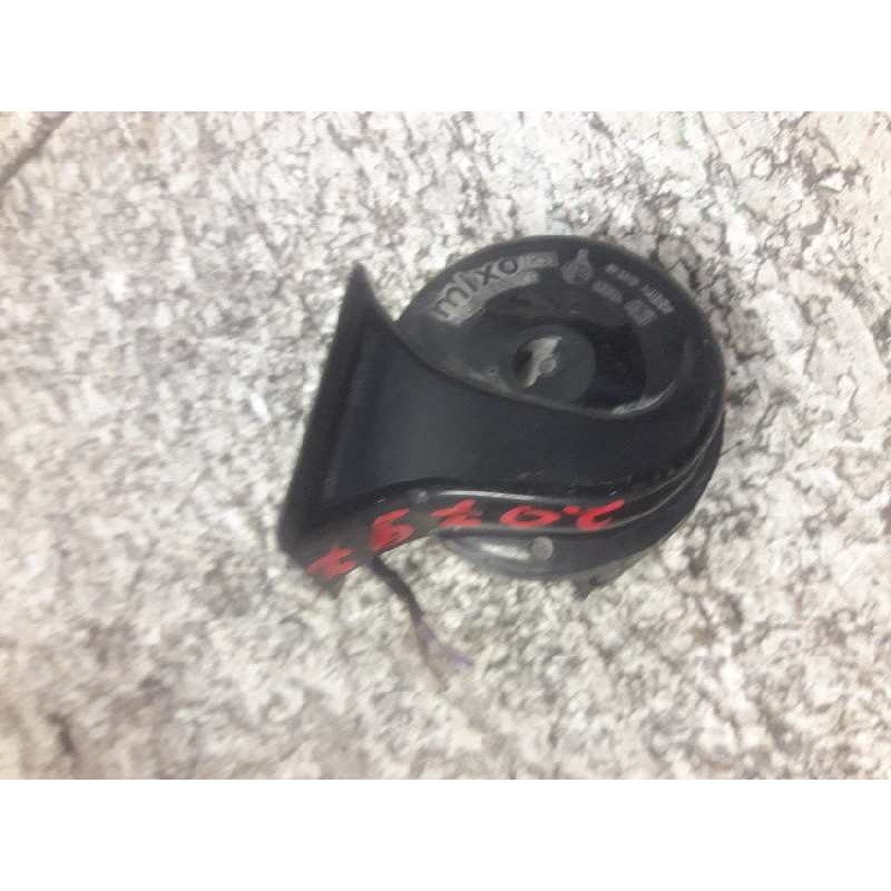 Recambio de claxon para mercedes-benz vito marco polo (638) 112 cdi referencia OEM IAM  2 PINS 