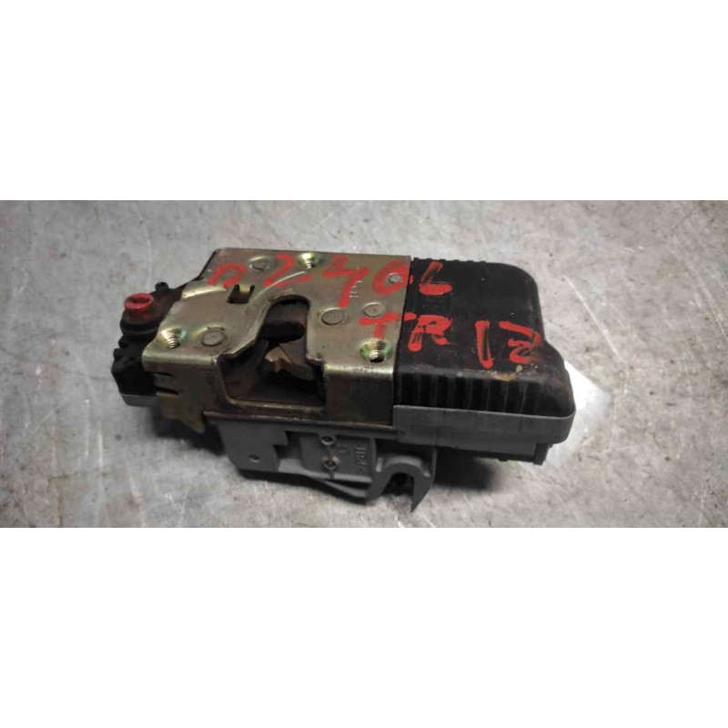 Recambio de cerradura puerta trasera izquierda para peugeot 406 berlina (s1/s2) srdt pack referencia OEM IAM  6 PINS 